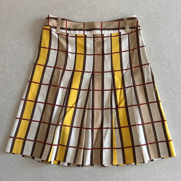 Marc by Marc Jacobs Pleated Skirt ASO Taylor in High School Musical 3 - Picture 3 of 7